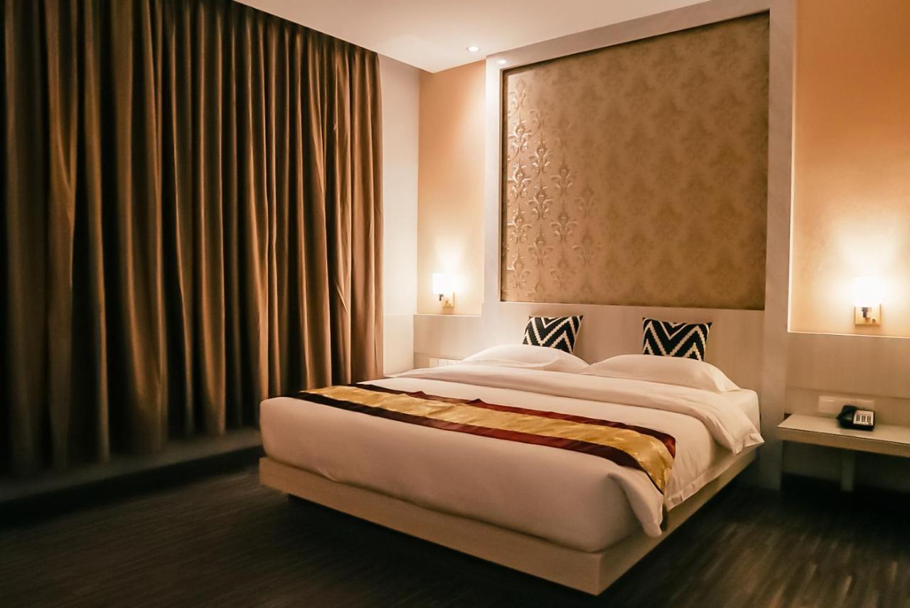 Grand Sydney Hotel Batam Exterior foto